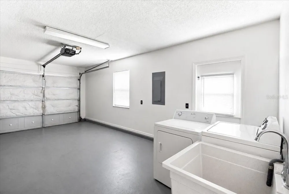 1837 PRAIRIE DUNES CIRCLE S Lakeland, FL 33810