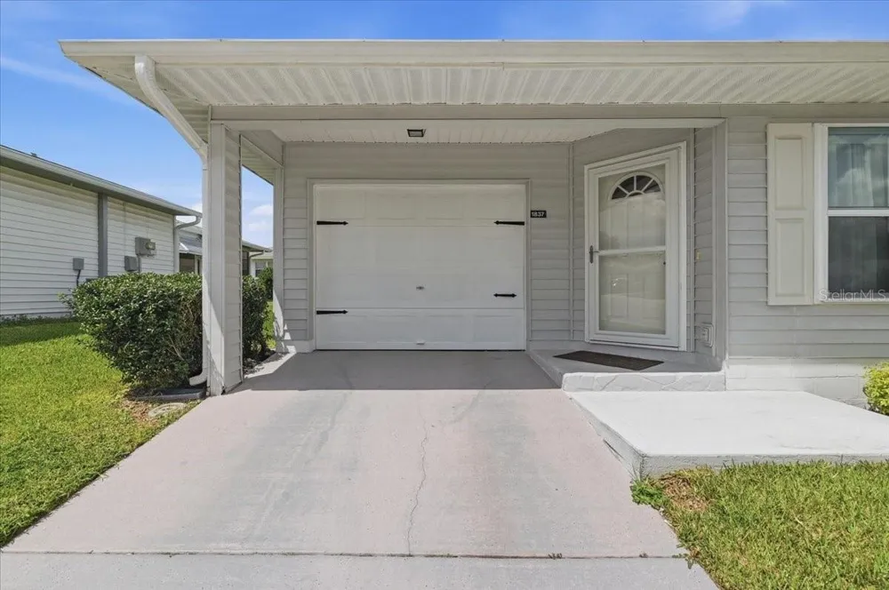 1837 PRAIRIE DUNES CIRCLE S Lakeland, FL 33810