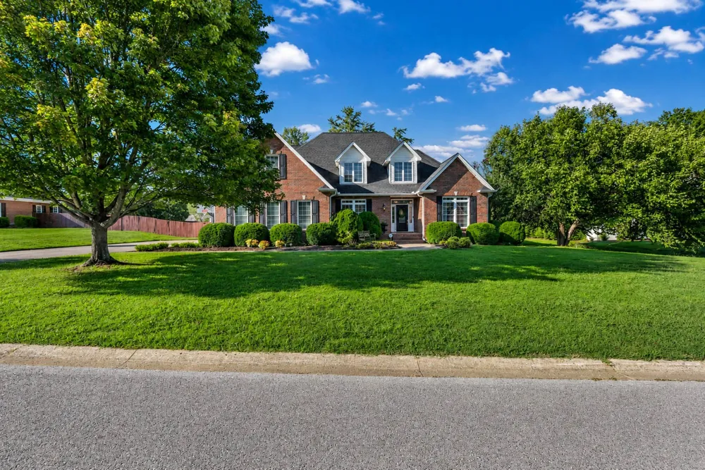 142 Indian Hills Dr Clarksville, TN 37043