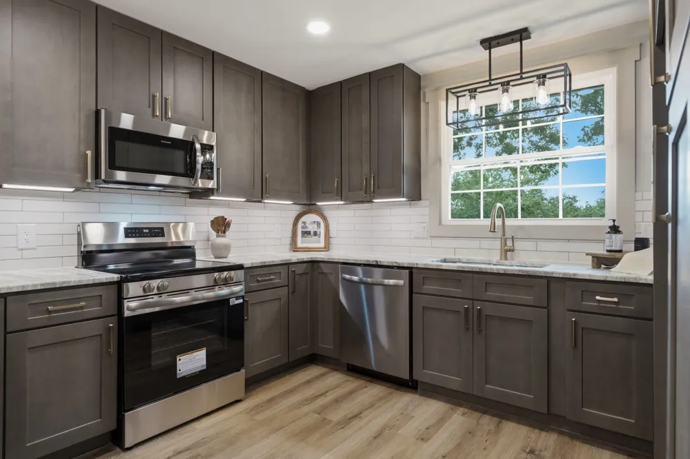 230 S Valley Rd Hendersonville, TN 37075