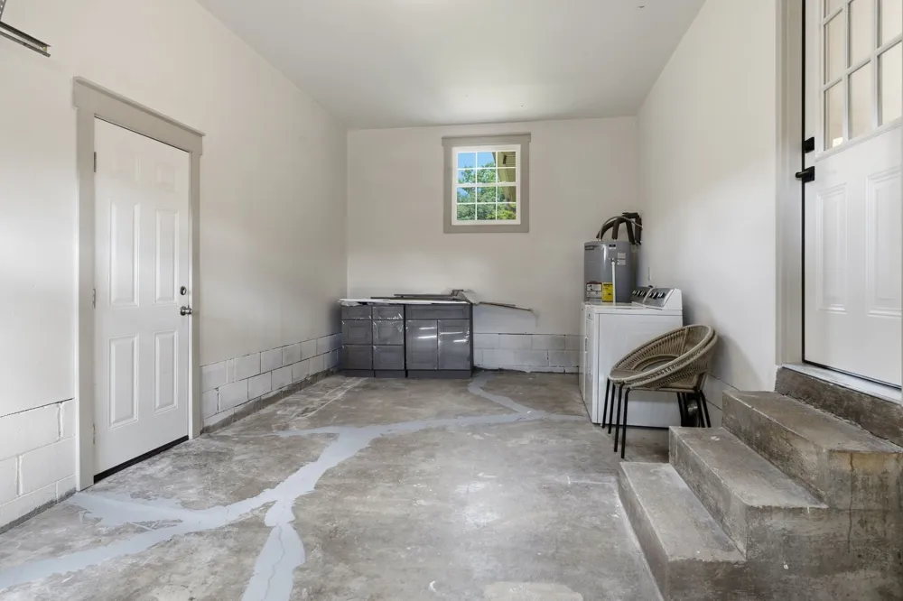 230 S Valley Rd Hendersonville, TN 37075