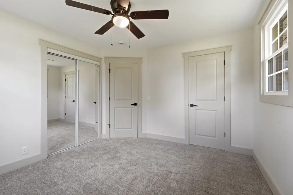 230 S Valley Rd Hendersonville, TN 37075