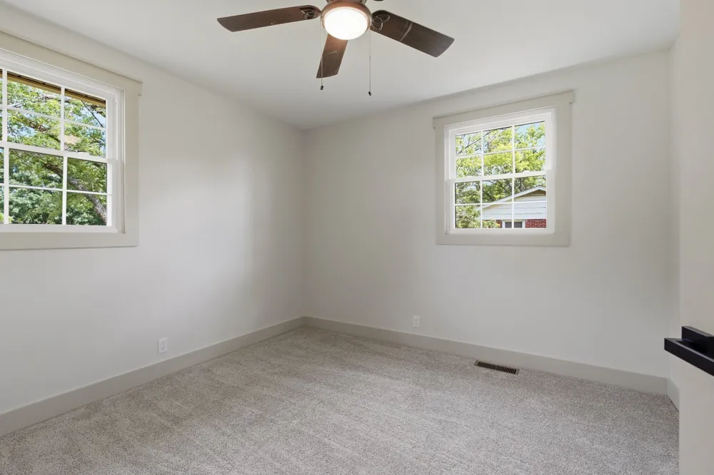 230 S Valley Rd Hendersonville, TN 37075