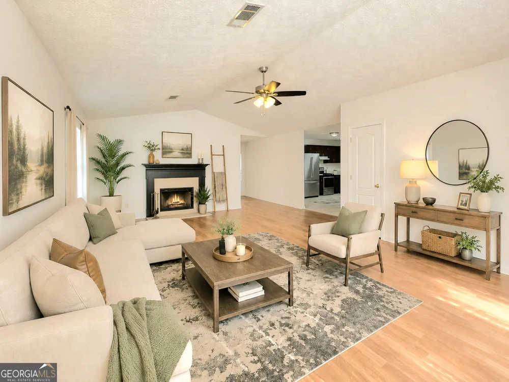 4542 Latchwood DR Stonecrest, GA 30038