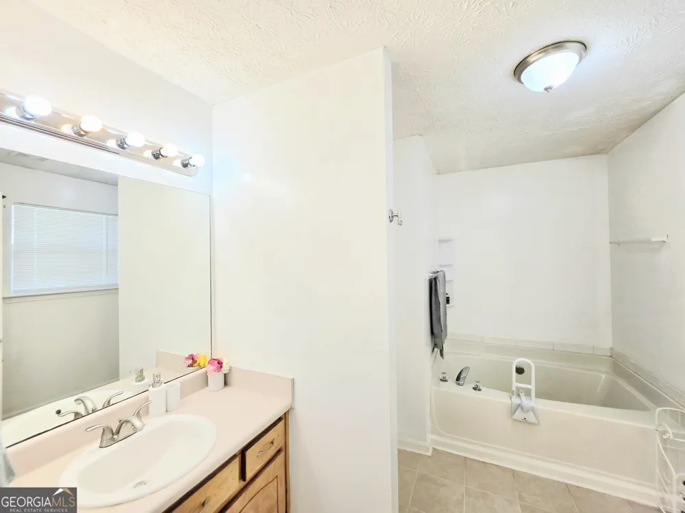 4542 Latchwood DR Stonecrest, GA 30038