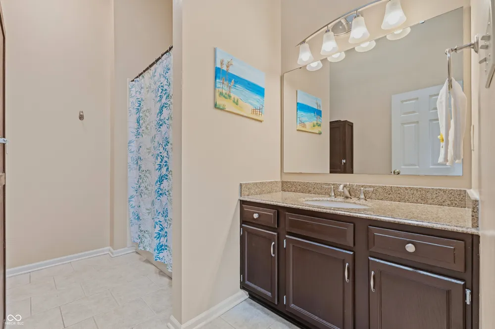 7132 Sea Pine Drive Indianapolis, IN 46250