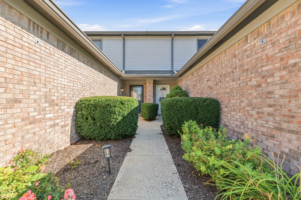 7132 Sea Pine Drive Indianapolis, IN 46250