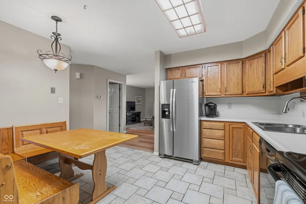 7132 Sea Pine Drive Indianapolis, IN 46250