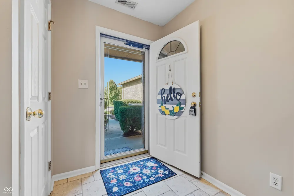 7132 Sea Pine Drive Indianapolis, IN 46250