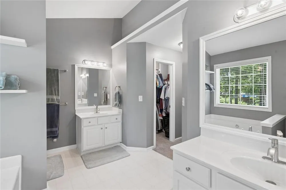 954 Wandering Vine Drive SE Mableton, GA 30126