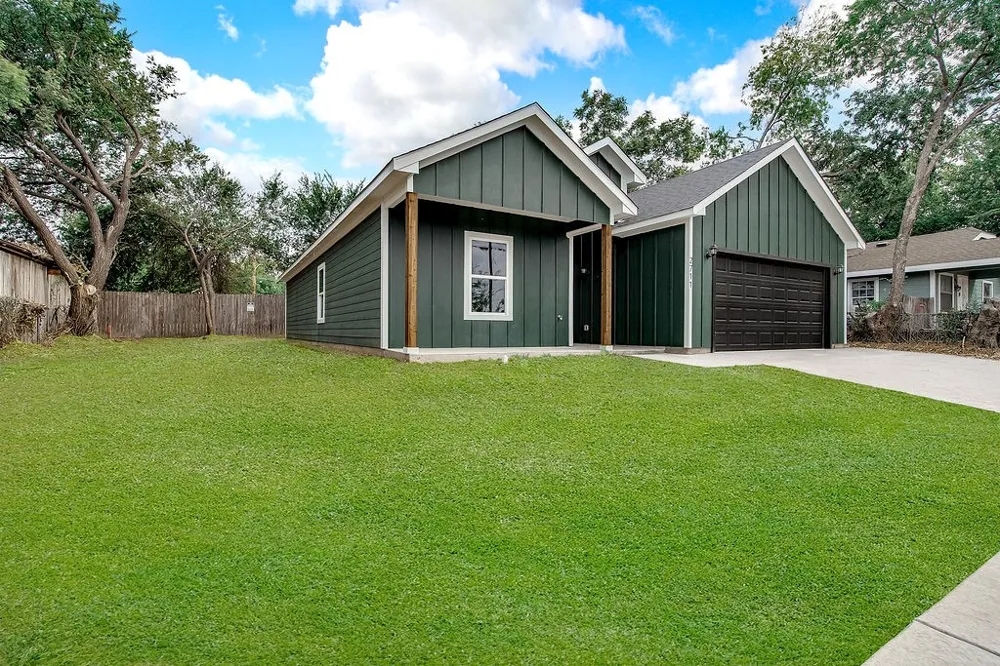 2711 Finley Street Fort Worth, TX 76111