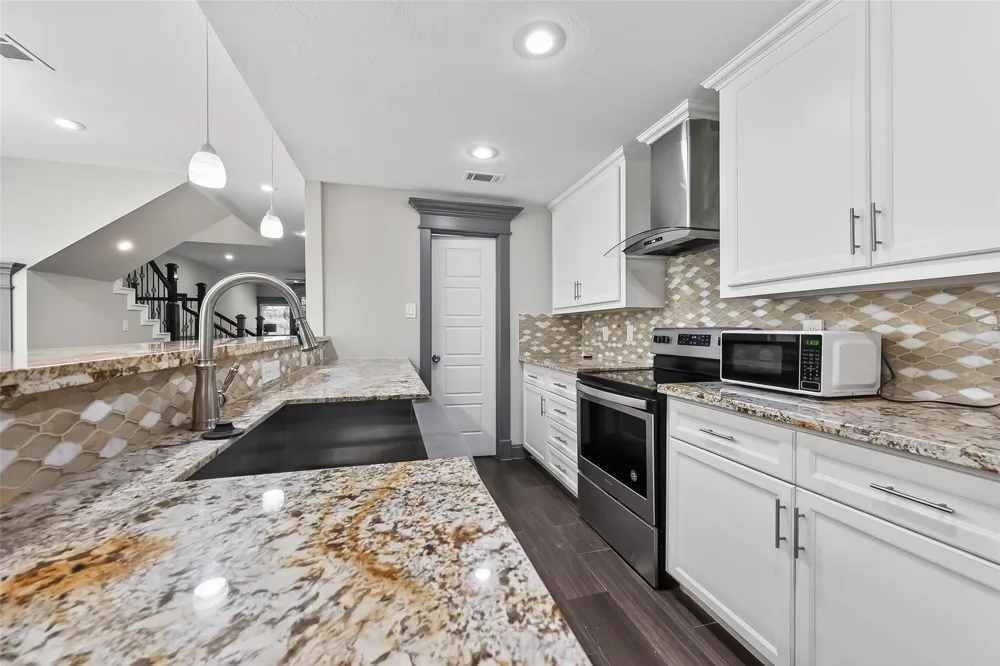 11280 Braes Forest Drive #406 Houston, TX 77071