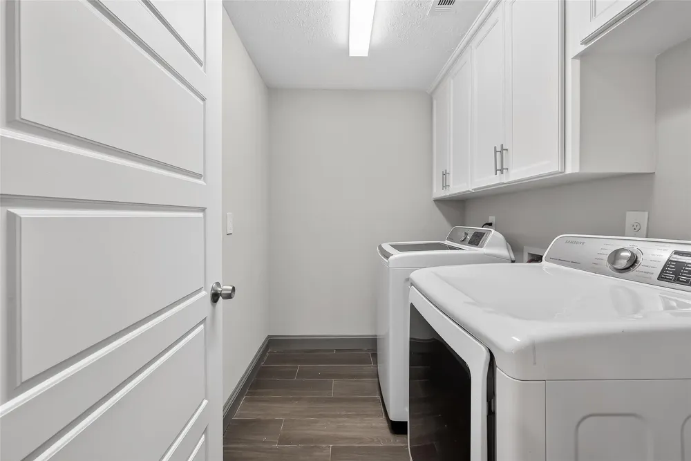 11280 Braes Forest Drive #406 Houston, TX 77071