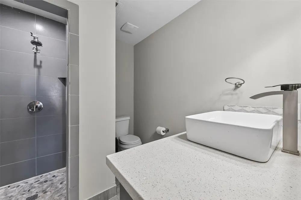 11280 Braes Forest Drive #406 Houston, TX 77071