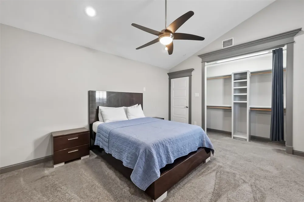 11280 Braes Forest Drive #406 Houston, TX 77071