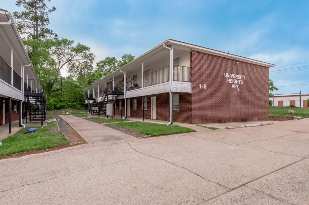 600 Palm Street #2 Huntsville, TX 77340