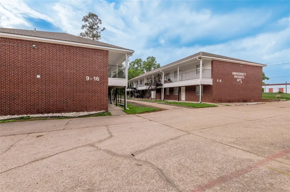 600 Palm Street #2 Huntsville, TX 77340