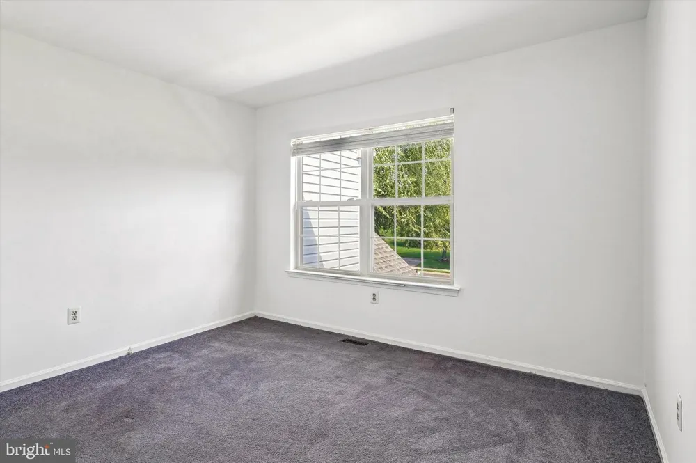 350 GLENNBROOK WAY Chalfont, PA 18914
