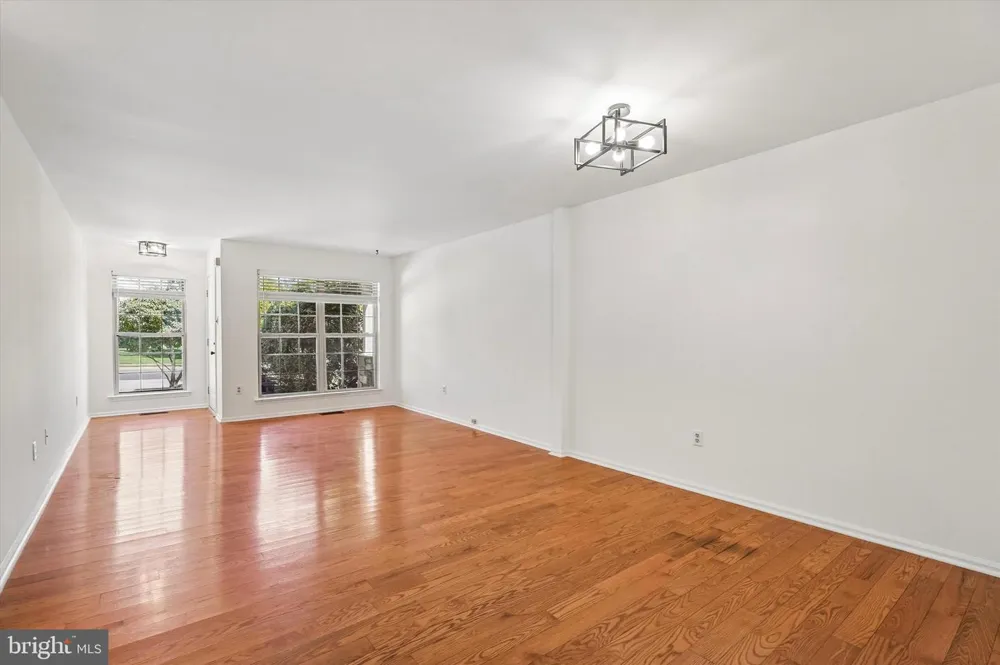 350 GLENNBROOK WAY Chalfont, PA 18914