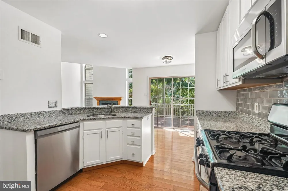 350 GLENNBROOK WAY Chalfont, PA 18914