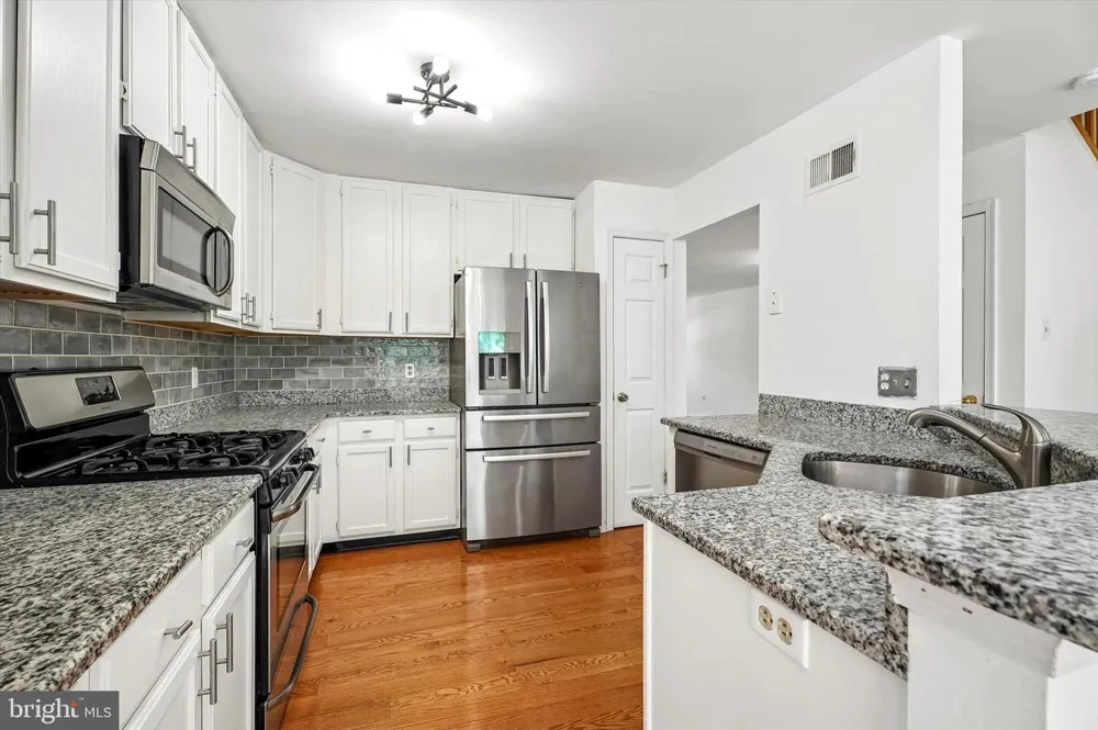 350 GLENNBROOK WAY Chalfont, PA 18914