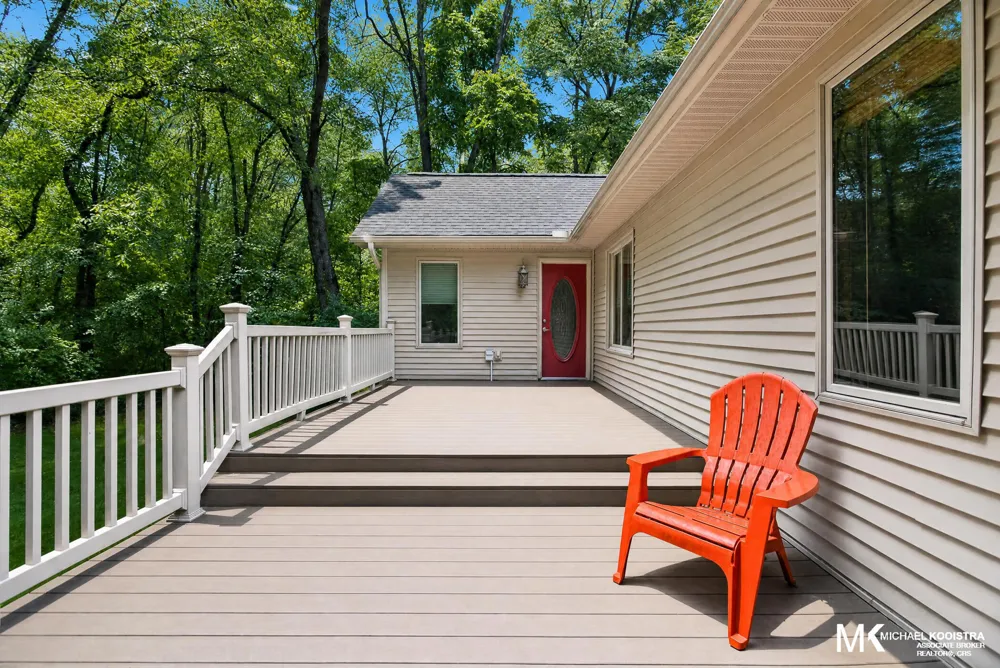 26 Flat River Drive SE Lowell, MI 49331