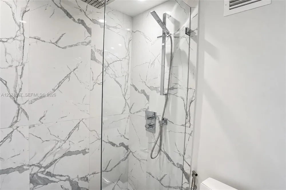 100 Lincoln Rd #1223 Miami Beach, FL 33139