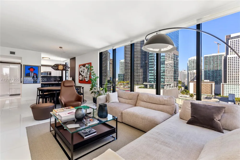 1010 Brickell Ave #1701 Miami, FL 33131