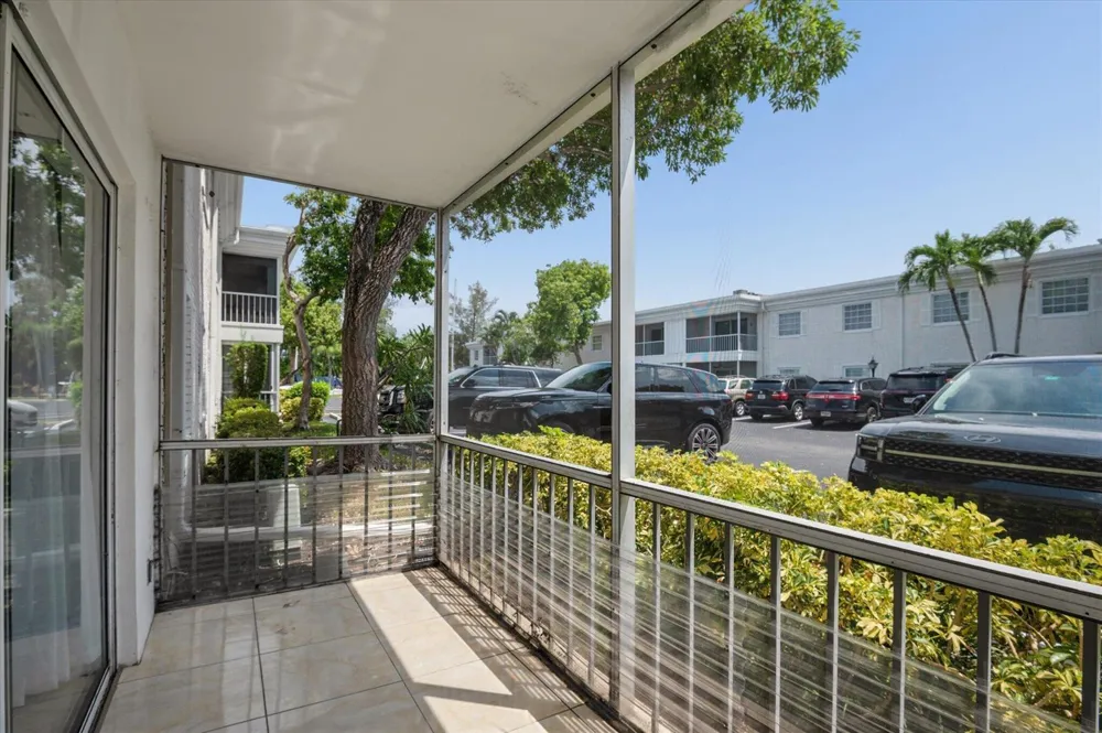 6287 BAY CLUB DRIVE #2 Fort Lauderdale, FL 33308