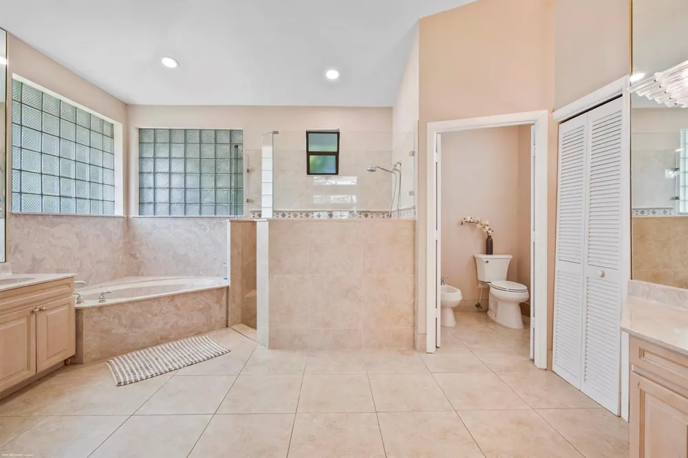 1902 S CLUB DRIVE Wellington, FL 33414