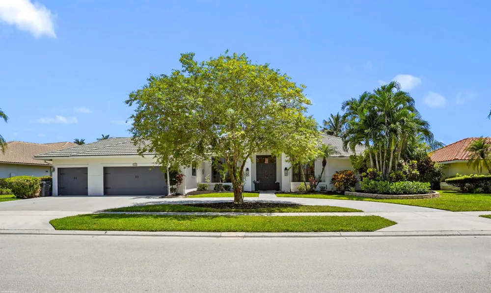 1902 S CLUB DRIVE Wellington, FL 33414