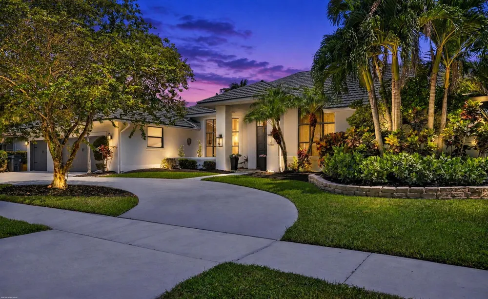 1902 S CLUB DRIVE Wellington, FL 33414