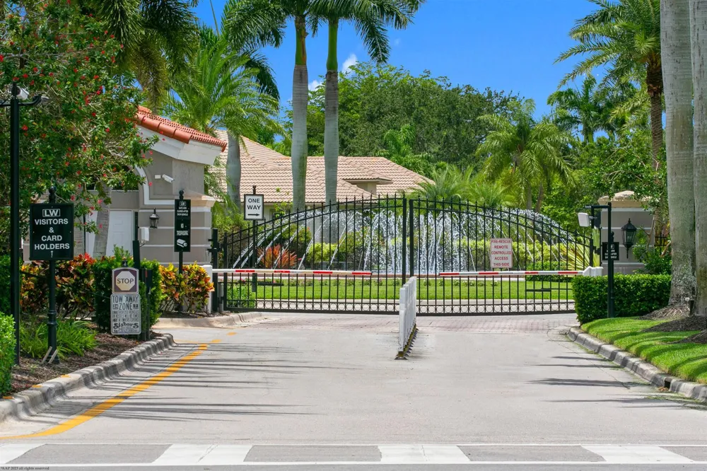1902 S CLUB DRIVE Wellington, FL 33414