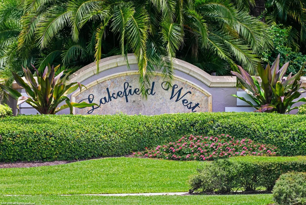 1902 S CLUB DRIVE Wellington, FL 33414
