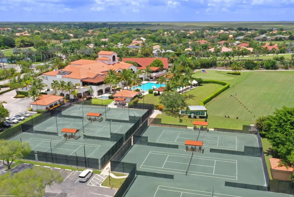 1902 S CLUB DRIVE Wellington, FL 33414