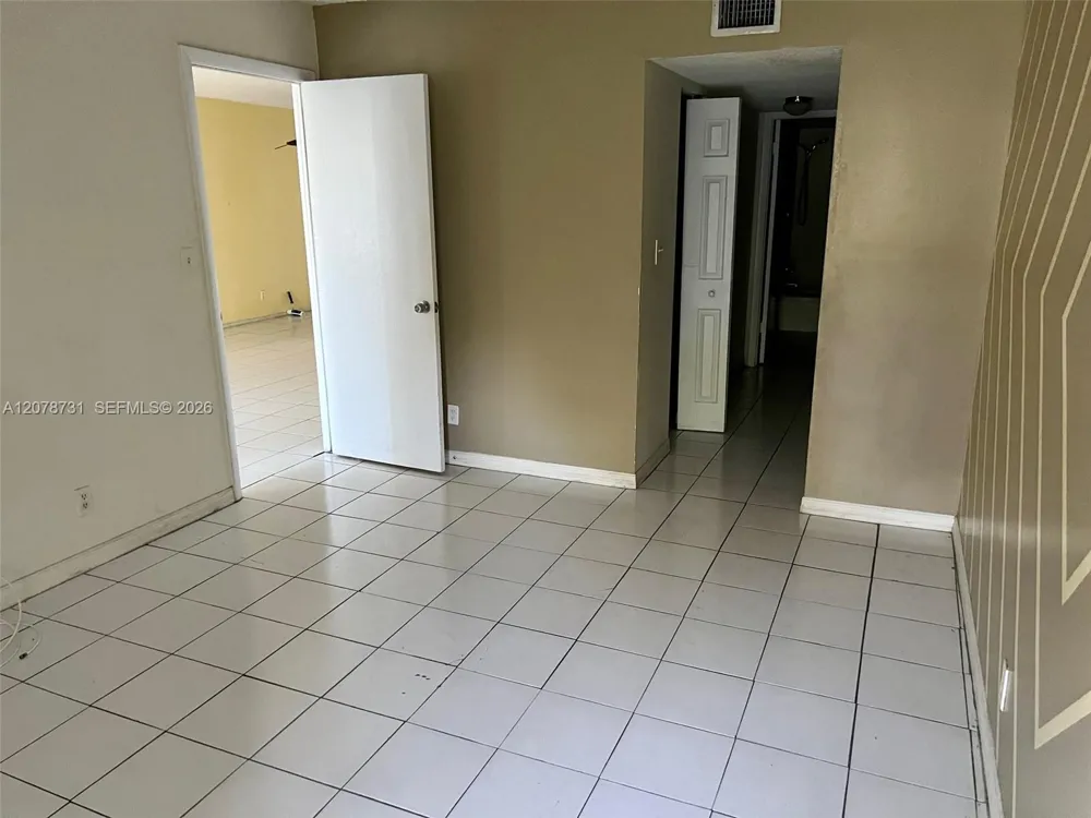 2017 NW 46th Ave #A408 Lauderhill, FL 33313