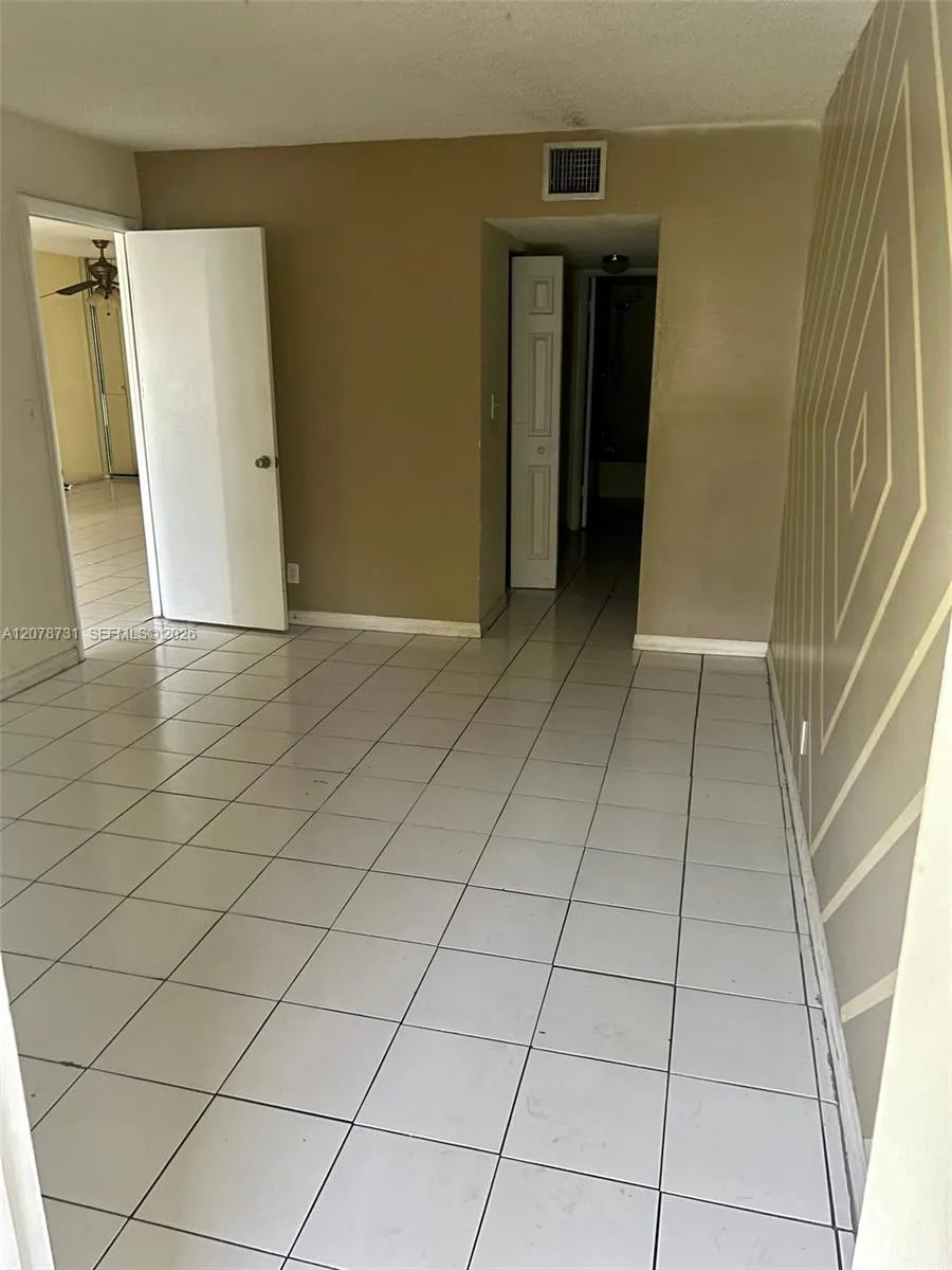 2017 NW 46th Ave #A408 Lauderhill, FL 33313