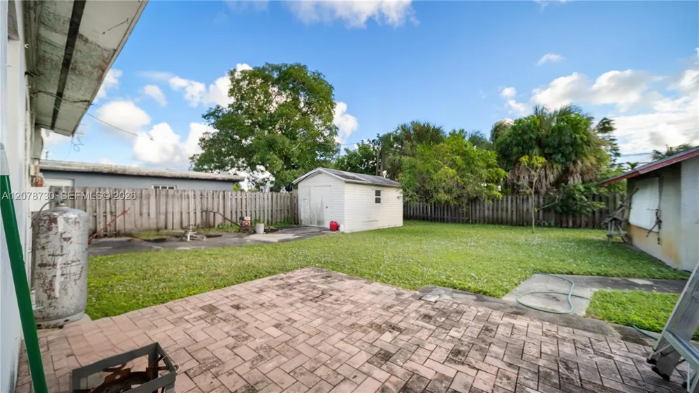 1038 NW 11th Ct Fort Lauderdale, FL 33311