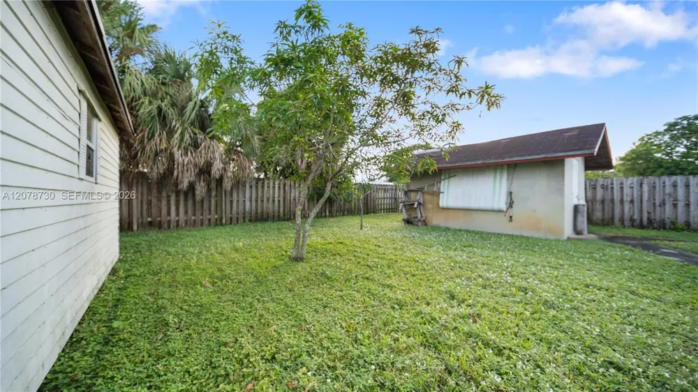 1038 NW 11th Ct Fort Lauderdale, FL 33311