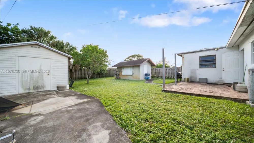 1038 NW 11th Ct Fort Lauderdale, FL 33311