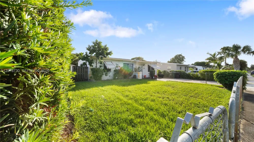 1038 NW 11th Ct Fort Lauderdale, FL 33311