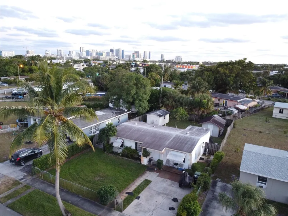 1038 NW 11th Ct Fort Lauderdale, FL 33311