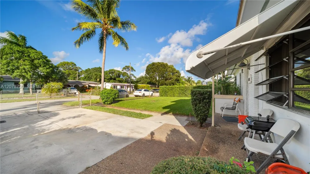 1038 NW 11th Ct Fort Lauderdale, FL 33311