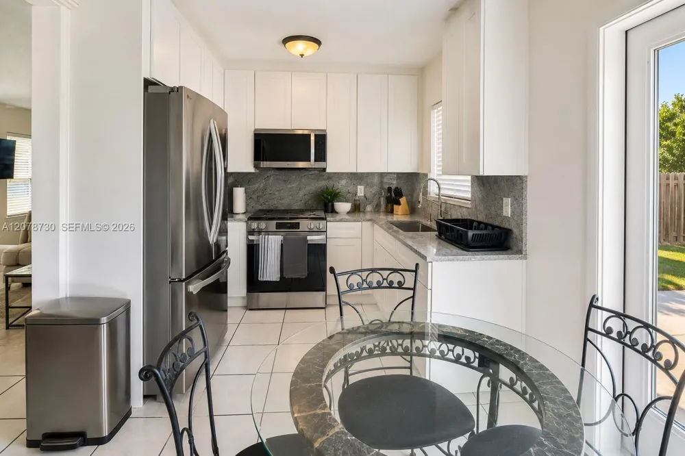 1038 NW 11th Ct Fort Lauderdale, FL 33311