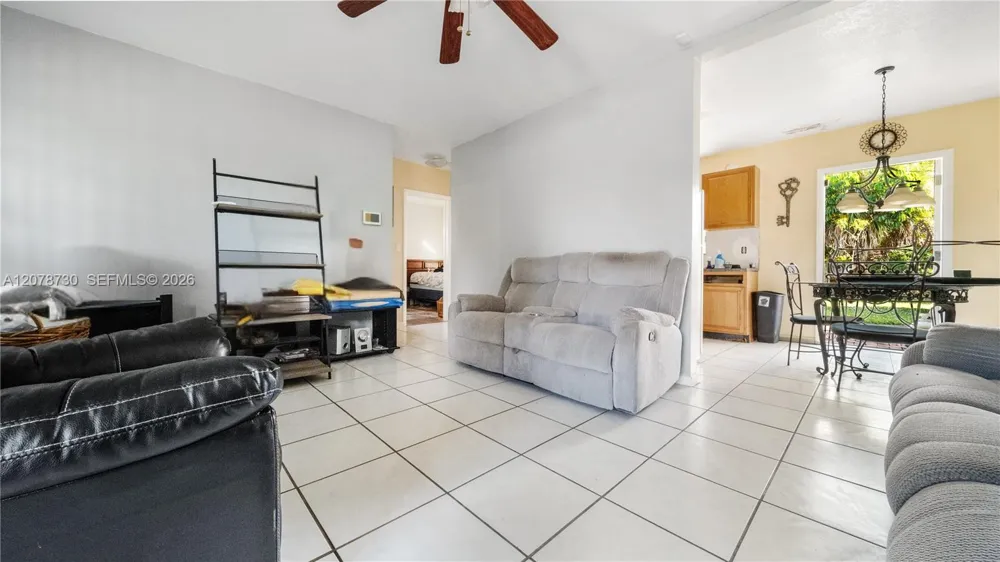 1038 NW 11th Ct Fort Lauderdale, FL 33311