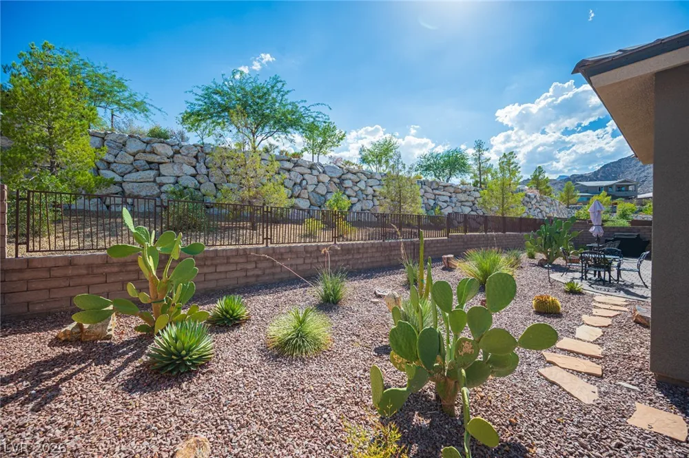 11113 Black Fire Opal Drive Las Vegas, NV 89138