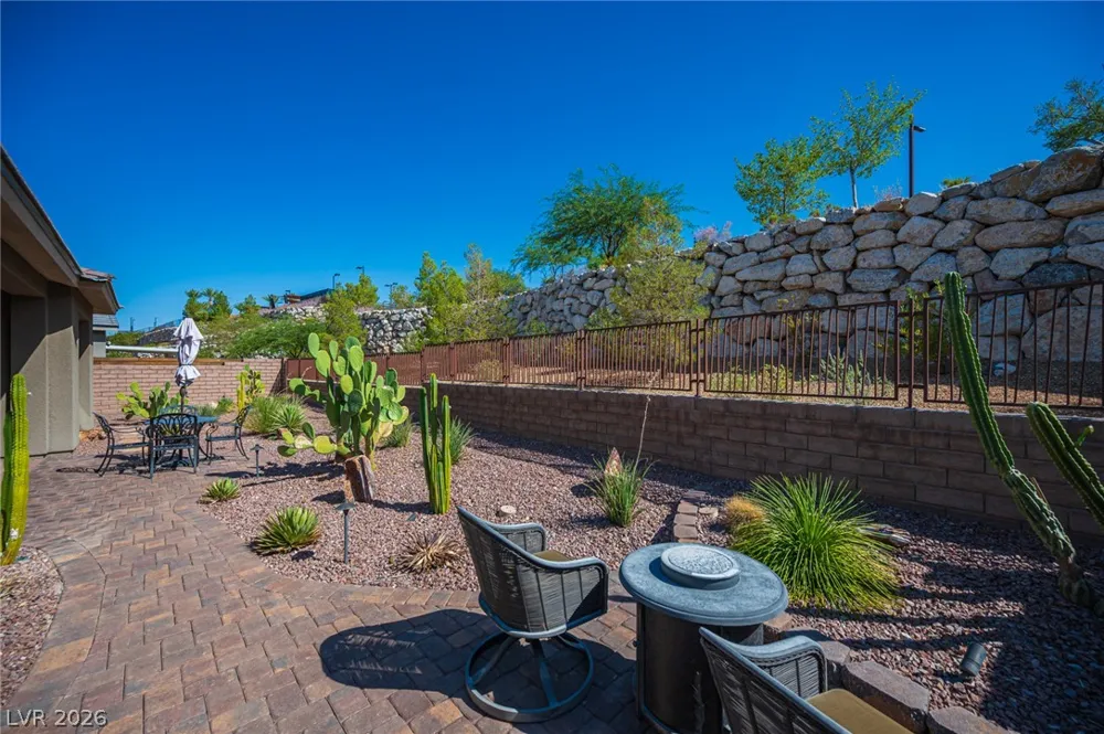 11113 Black Fire Opal Drive Las Vegas, NV 89138