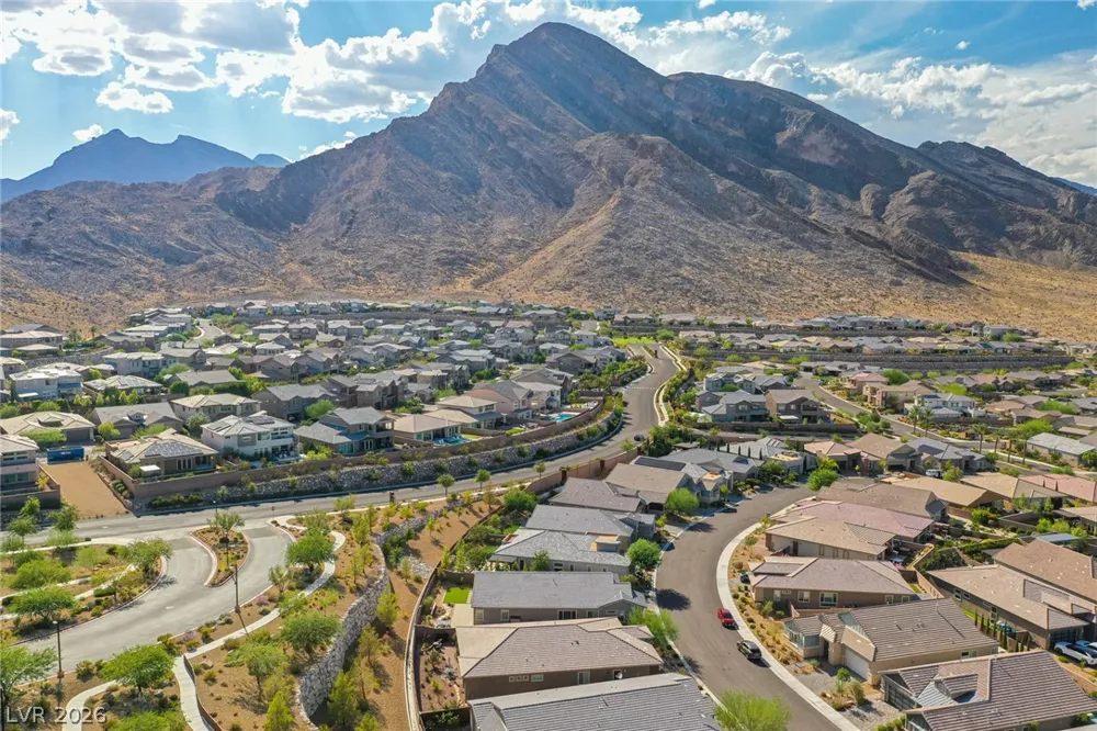 11113 Black Fire Opal Drive Las Vegas, NV 89138
