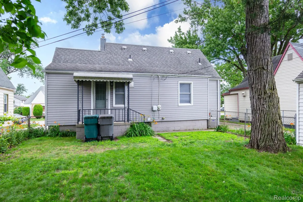 2442 Homeplace Street Dearborn City, MI 48124