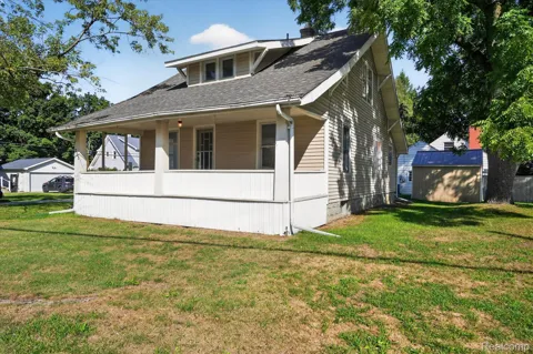 203 Center Road